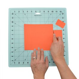 Westcott - Westcott 12 X 18in Self-Healing Cutting Mat with Grid for Sewing,  Quilting, Card Making (00504-PARENT)